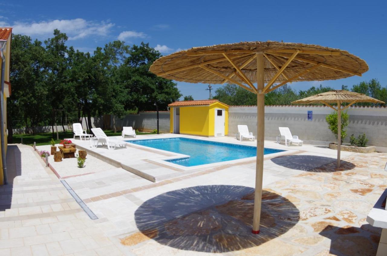 House Oliva, Sveti Kirin Villa Svetvinčenat Buitenkant foto