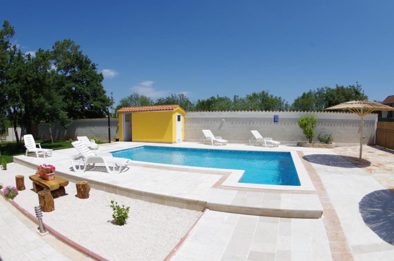 House Oliva, Sveti Kirin Villa Svetvinčenat Buitenkant foto